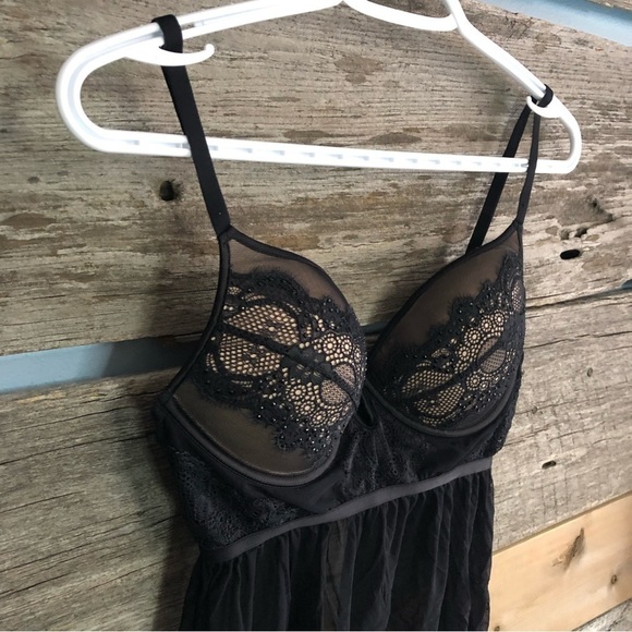 LA Senza Size Med Black/Nude Lace Lingerie - Picture 2 of 6